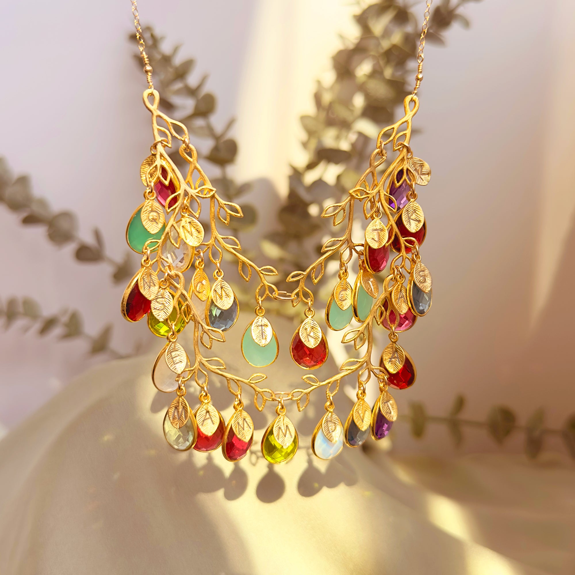 Family Tree Necklace, Tree of Life, Personalized Birthstone Necklace,  Personalized Gift for Mom