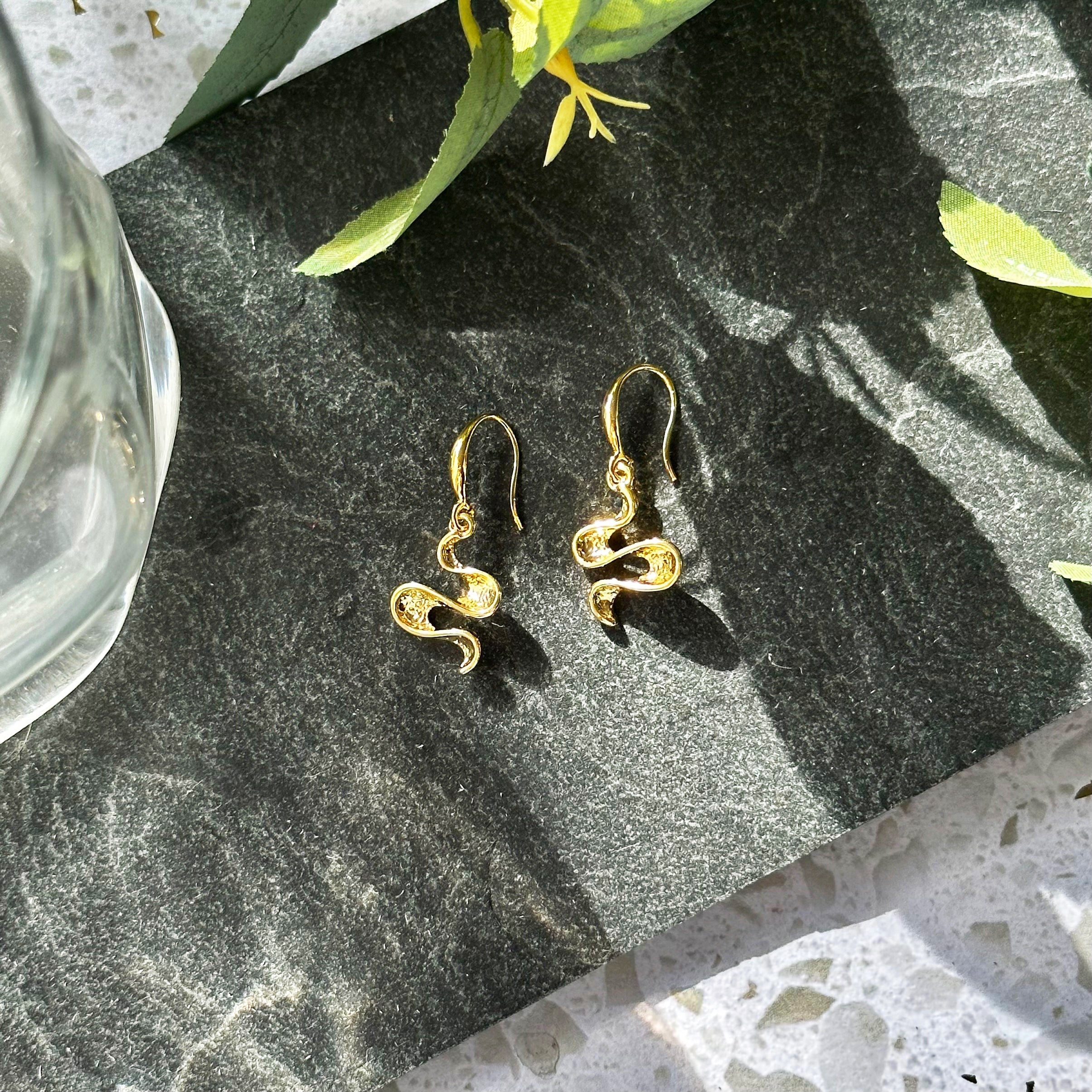 Boho Shifting Waves Dangle Earrings, Abstract Ocean Wave Minimalist Drop Earrings, Mother's Day Gift for Her, Available in Gold, Silver, Rose Gold