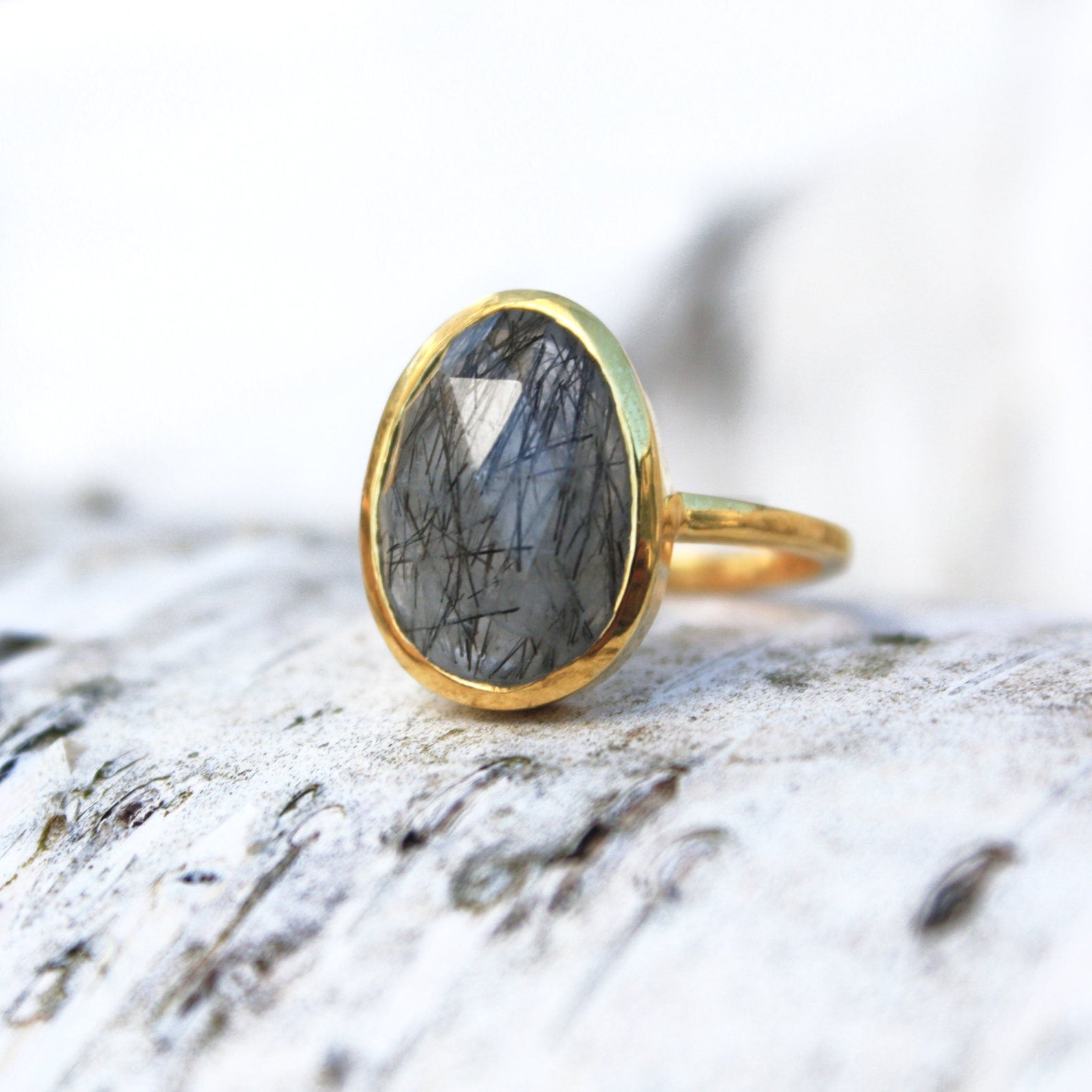 Large quartz ring online