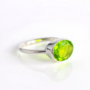 Oval Peridot Ring : August Birthstone