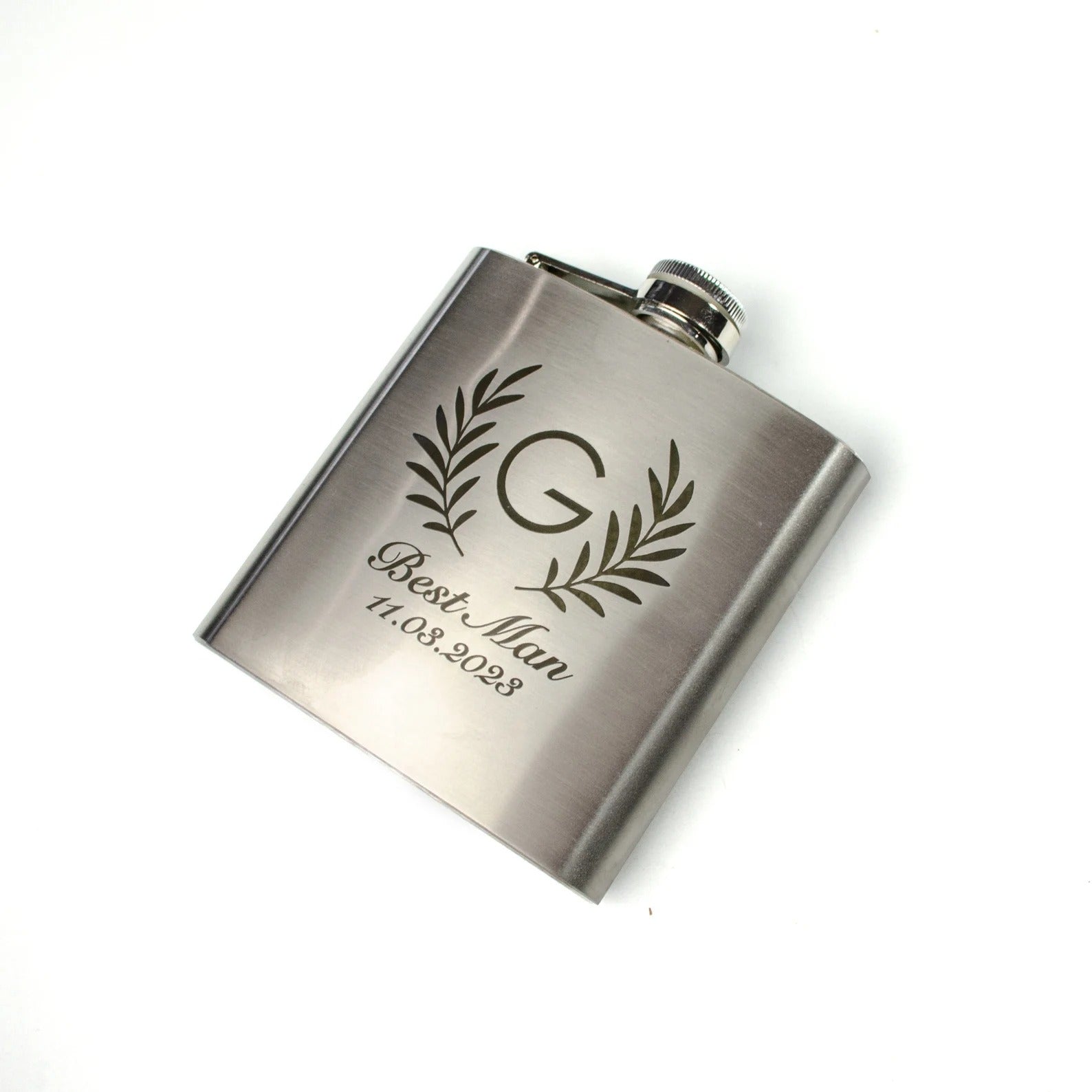 Three custom engraved stainless steel flasks in with different designs best man wreath design. Fantastic personalized gift for party, wedding, christmas, birthday.