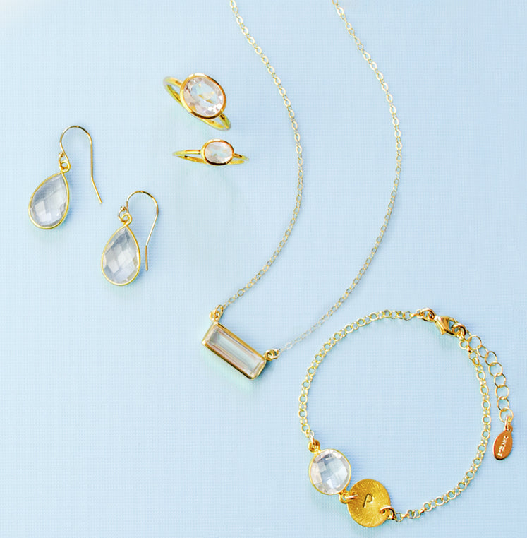 Birthstone Guide: The Meaning and Beauty Behind April's Clear Quartz Birthstone