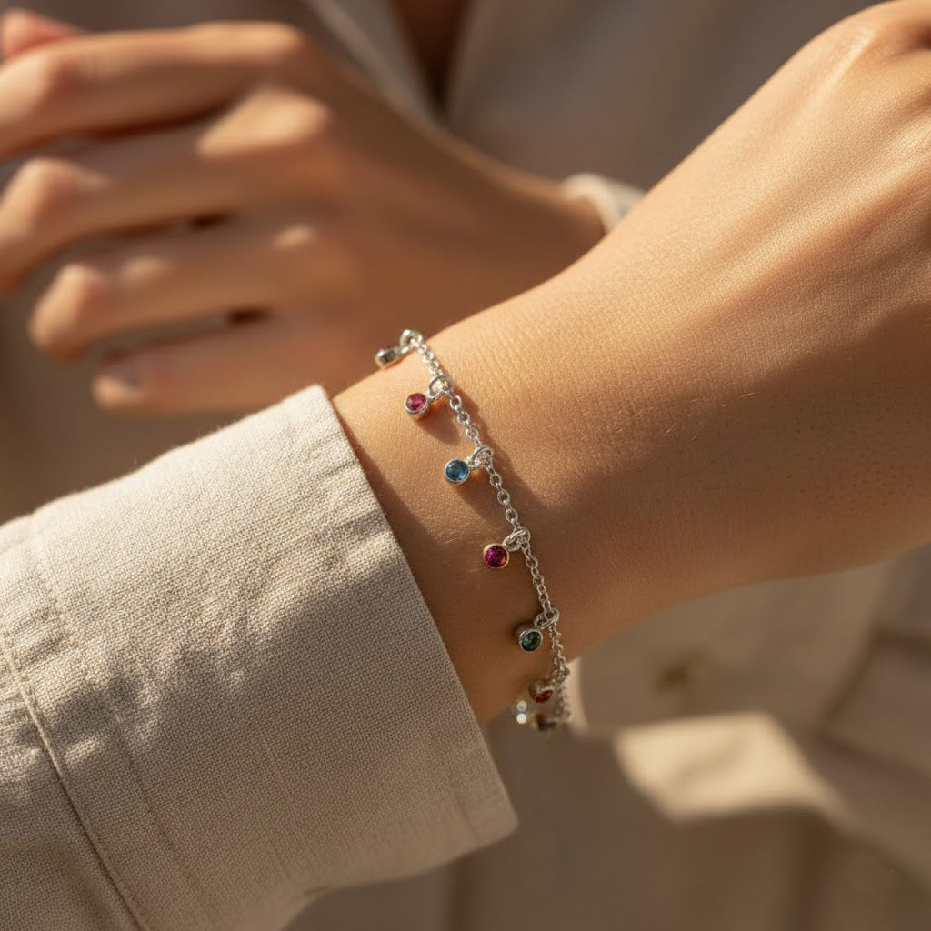 Minimalist dangling birthstone bracelet in sterling silver with tiny gemstone charms, dainty family birthstone bracelet for mom, delicate custom birthstone jewelry, personalized everyday bracelet gift for women