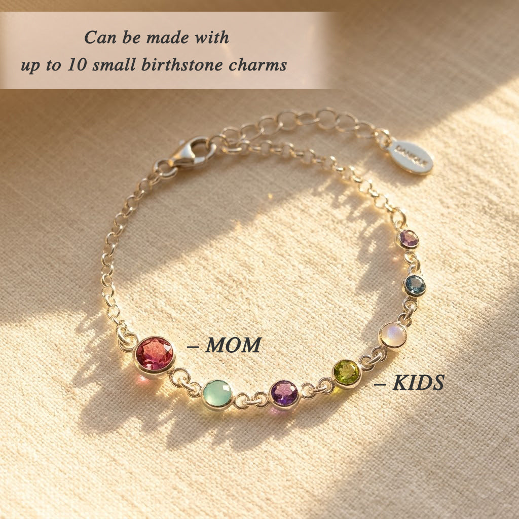 Gift-ready personalized birthstone bracelet in luxury packaging, custom Mother’s Day jewelry gift for mom with children’s birthstones and initials
