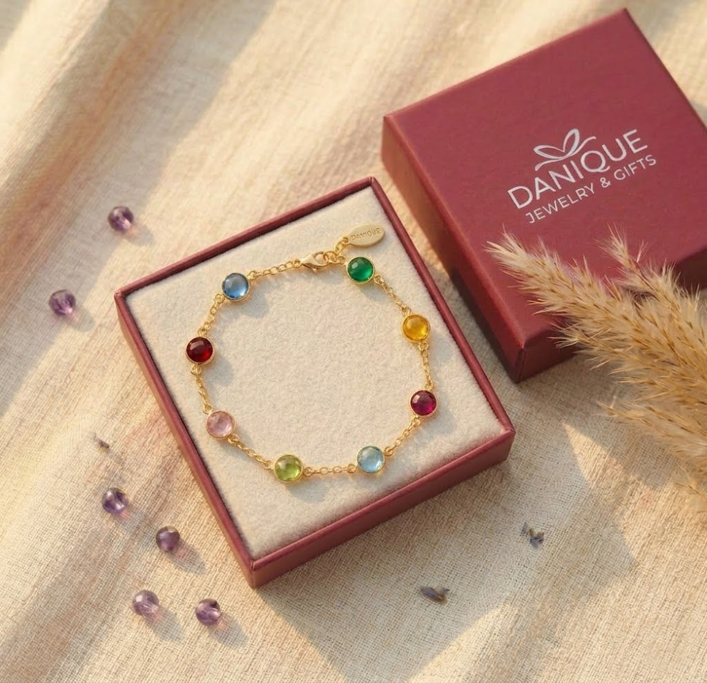 gift ready personalized birthstone bracelet box, meaningful jewelry gift for mom birthday or anniversary