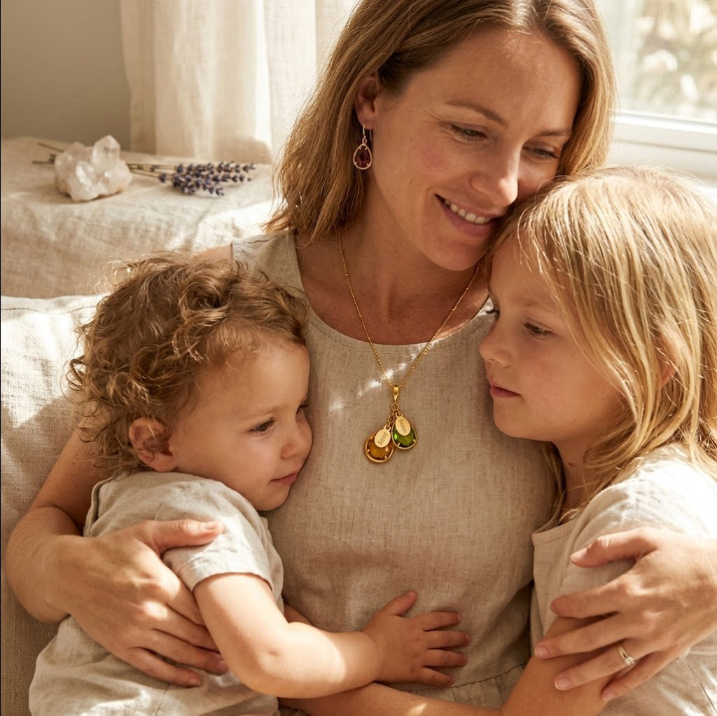 custom mom birthstone necklace and earrings set gold teardrop pendant with kids birthstones meaningful gift.