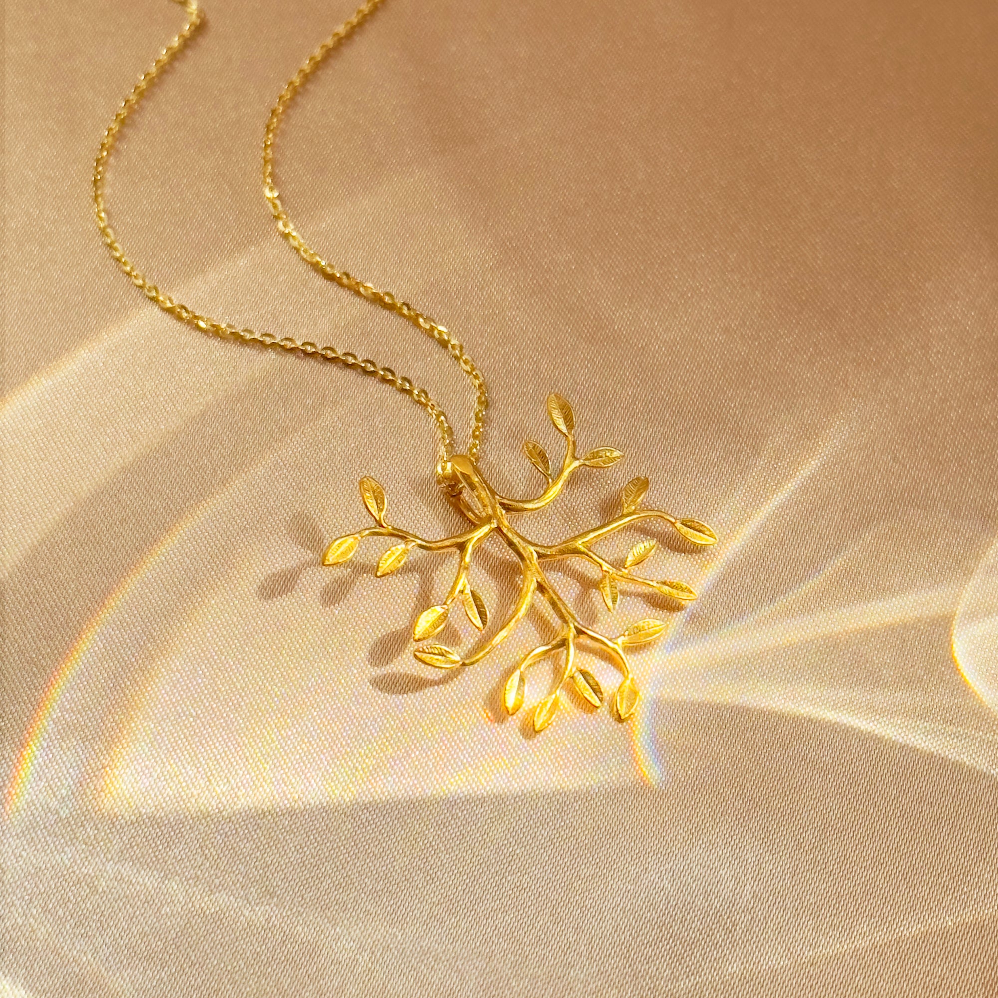 Family Tree Necklace with Kids Names