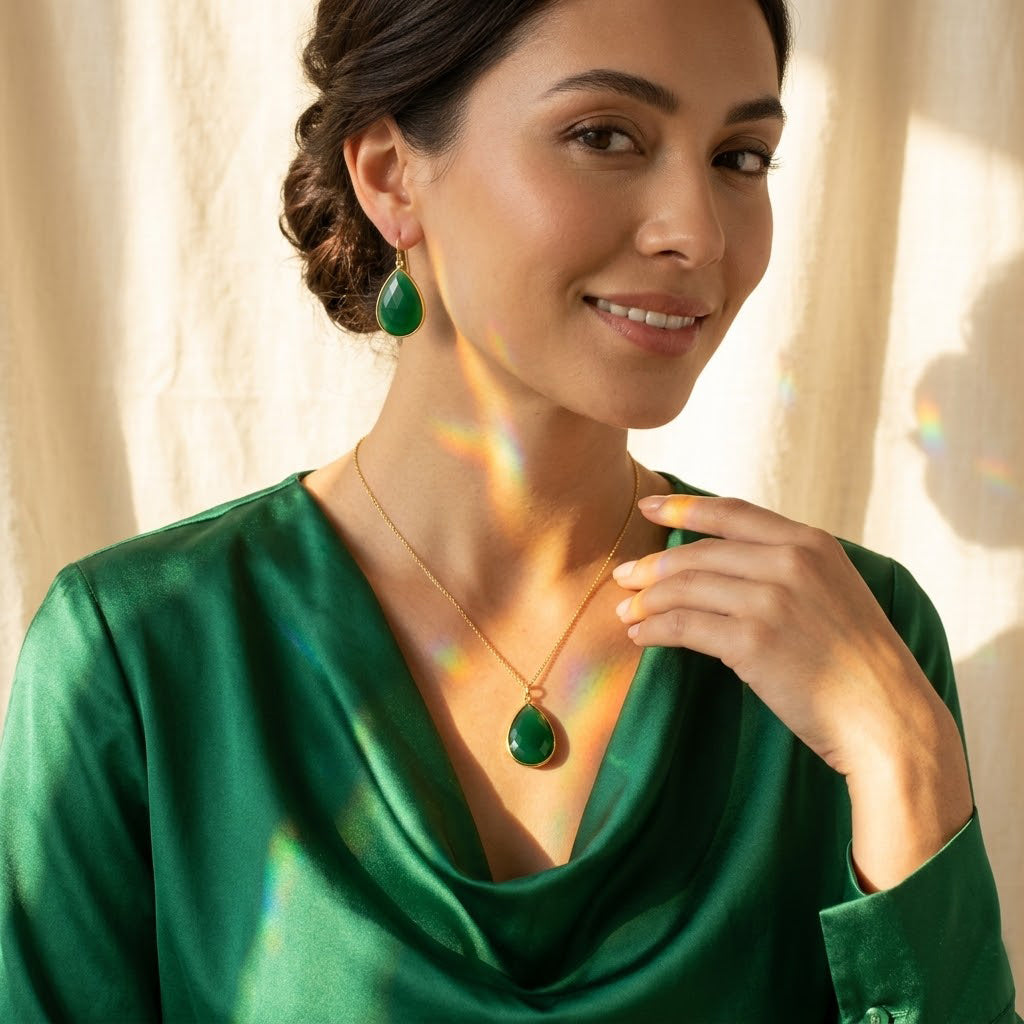 emerald onyx necklace elegant green gemstone jewelry gift for her