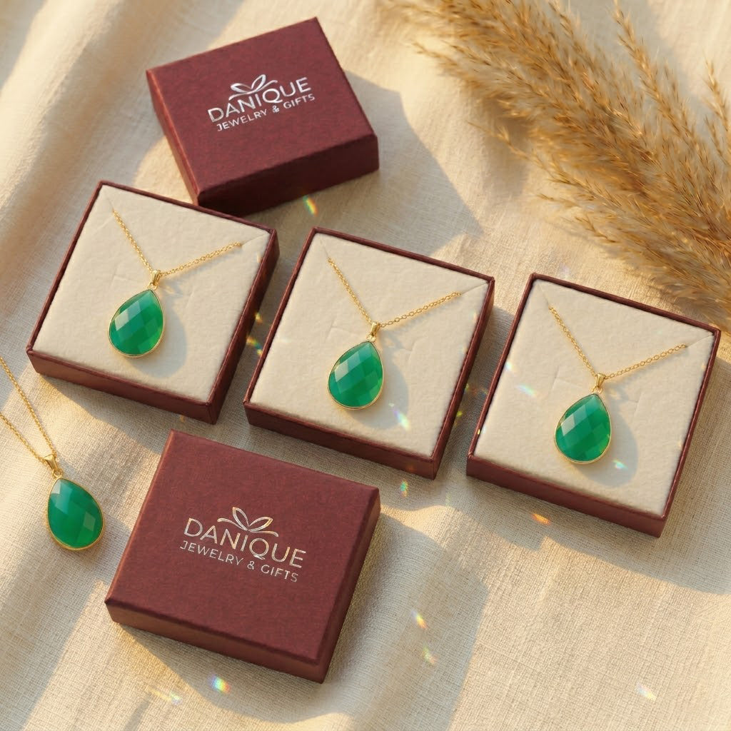 green onyx necklace gift box packaging dainty gemstone necklace