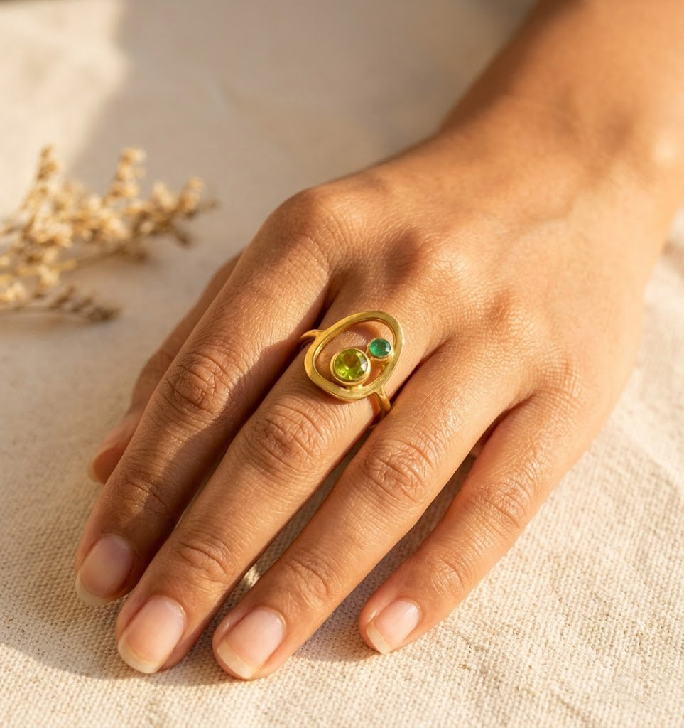 open-oval-mom-ring-hand.jpg