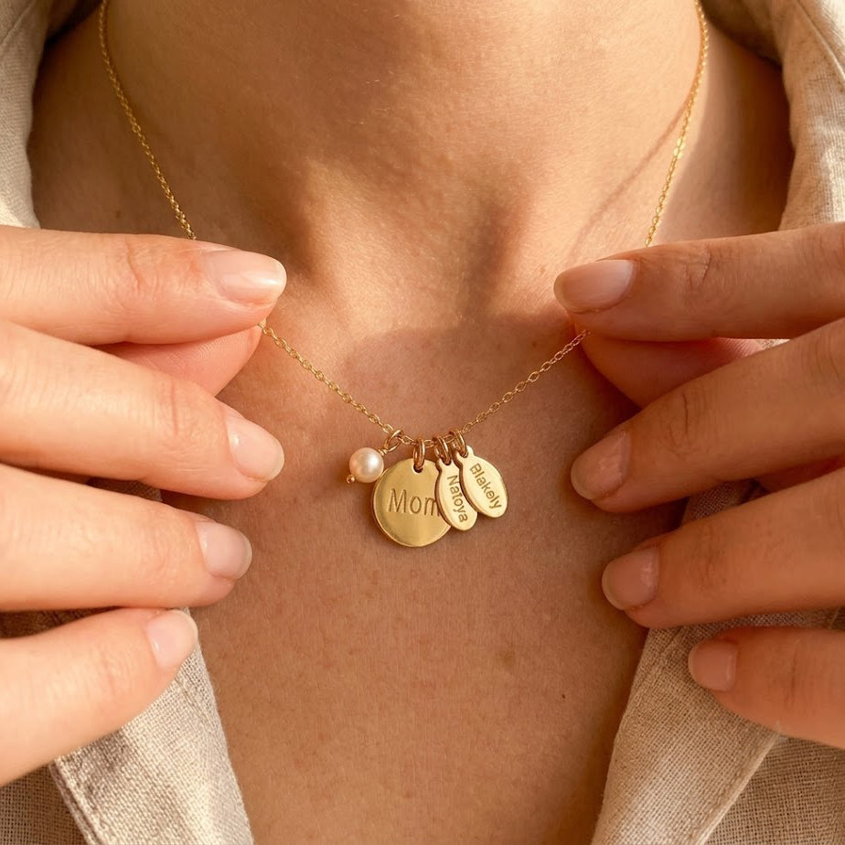 Mother's Necklace with Child's Name & Pearl Charm Sterling silver