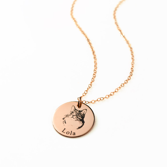 Animal engraved necklace on sale