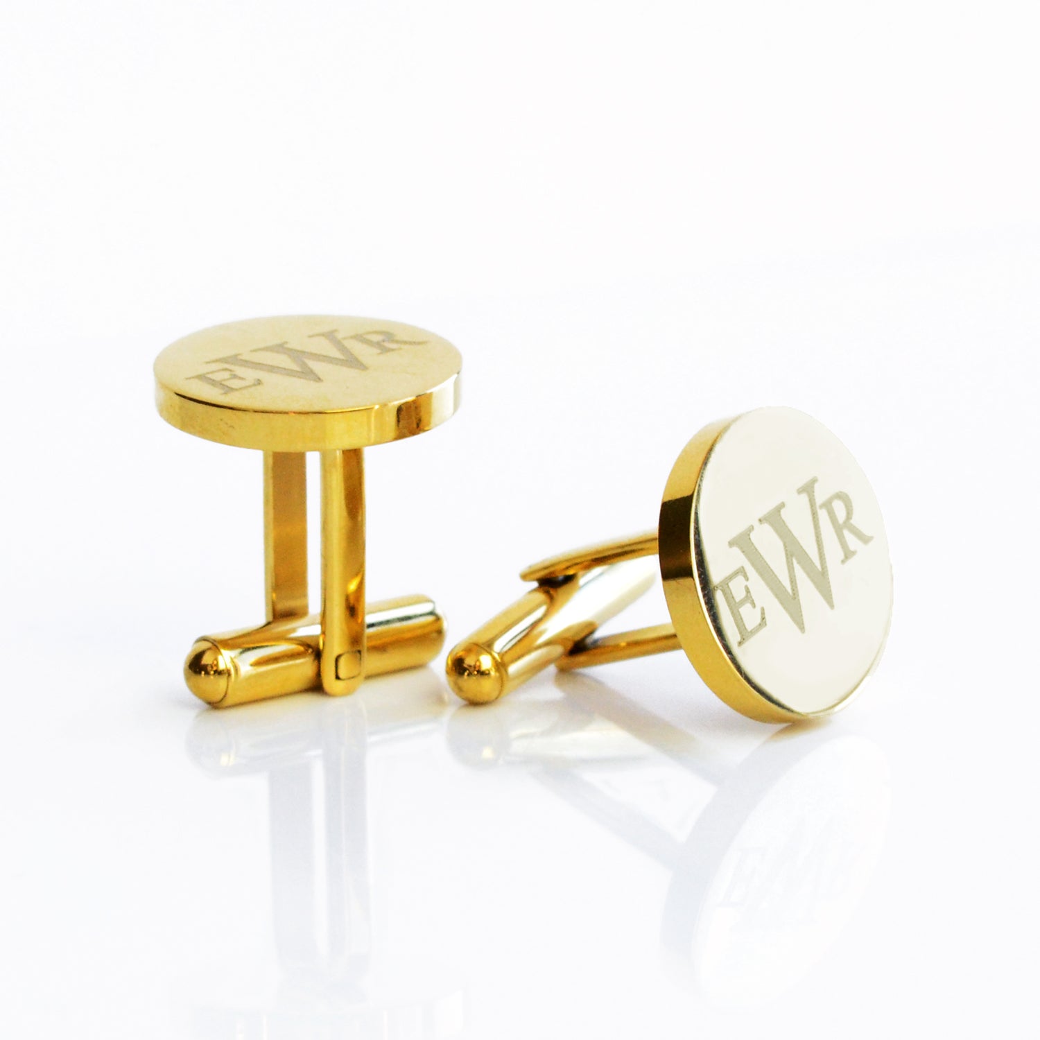 Gold stainless steel round cufflink set with timeless monogram. Engraved cuff link, cuff fastener, sleeve-link, shirt-fastener. 