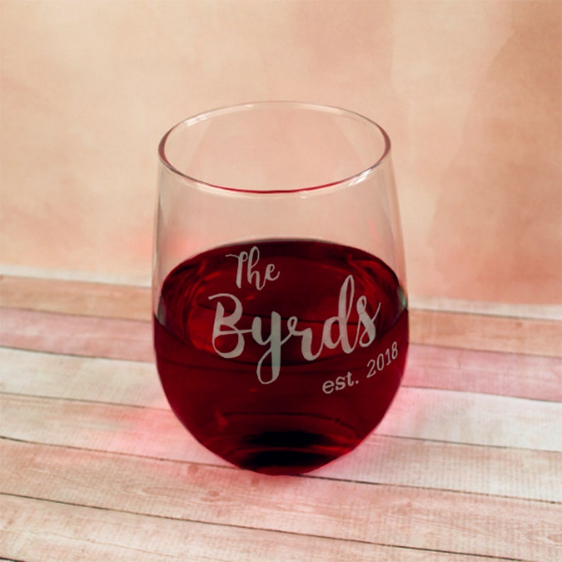 engravedwineglassfamilynameengravinglaserengravedpersonalizedglasscupgiftforher.jpg