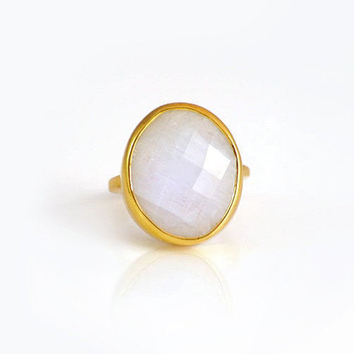 Moonstone Oval ring - June Birthstone