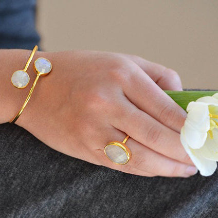 Moonstone Oval ring June Birthstone – Danique Jewelry