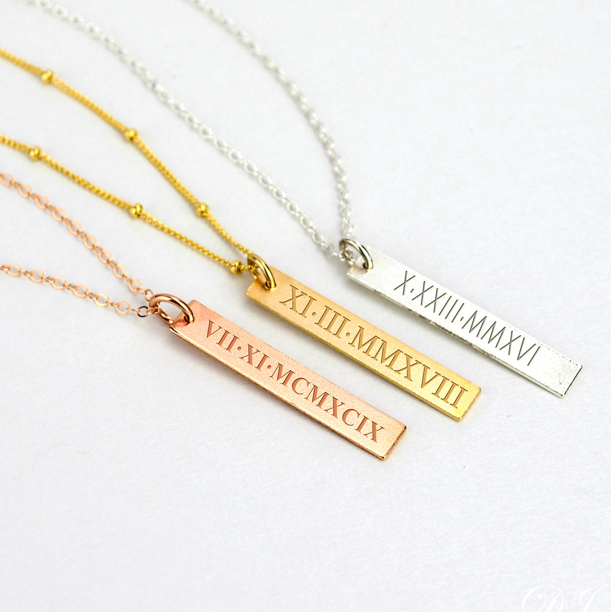 Engravable Gold Bar Necklace - Penny Pairs